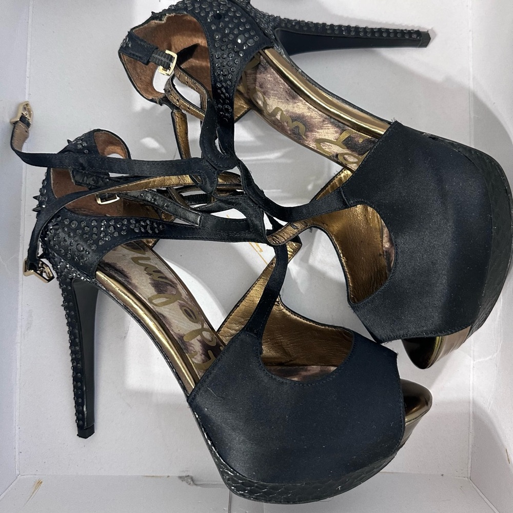 Vintage Black Satin Pryce Sam Edelman pumps / 7.5 US